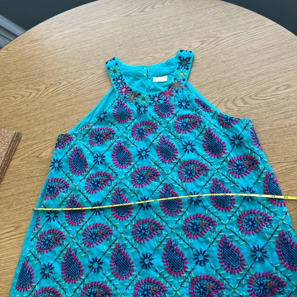 Turquoise Sleeveless Top - Picture 6 of 6